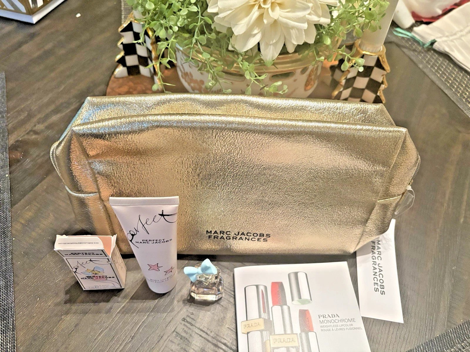 Prada Marc Jacobs Holiday Gift SET Gold Perfume+ Mascara Bag wedding Birthday ??