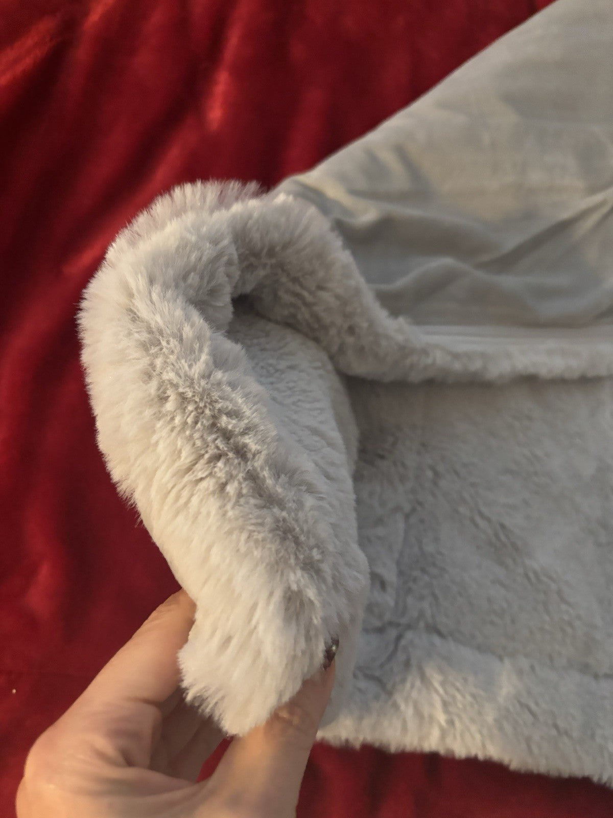 Pottery Barn Christmas bed holiday Pillow Sham fur velvet party Ski gray Set 2 "