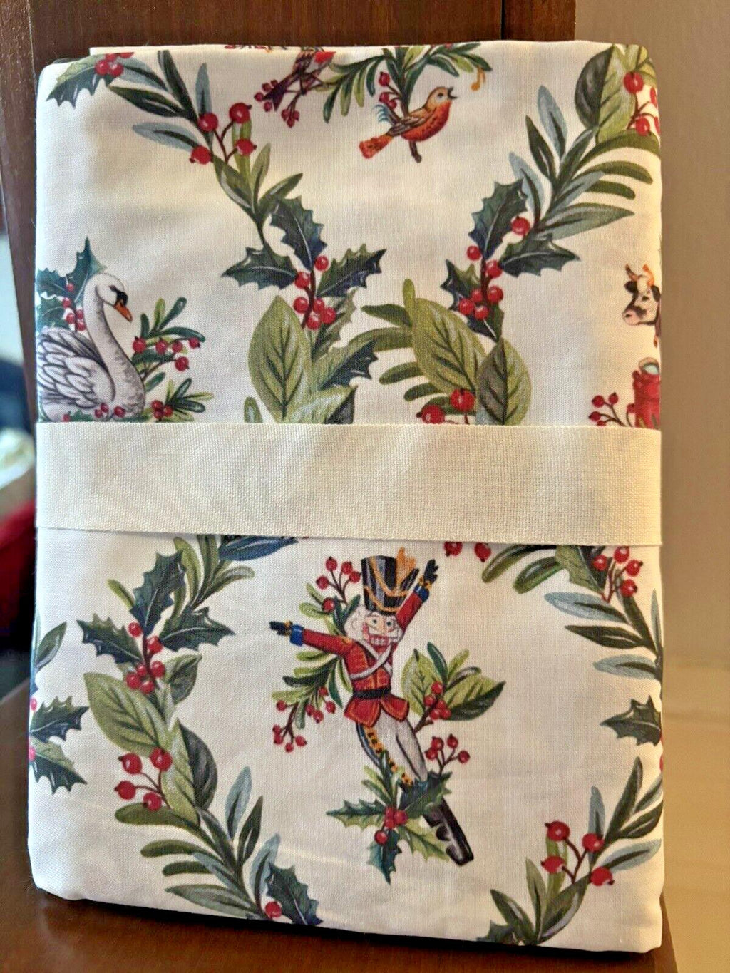 pottery barn Holiday Christmas Day Nutcracker Pillowcase Birthday gift set 2 `