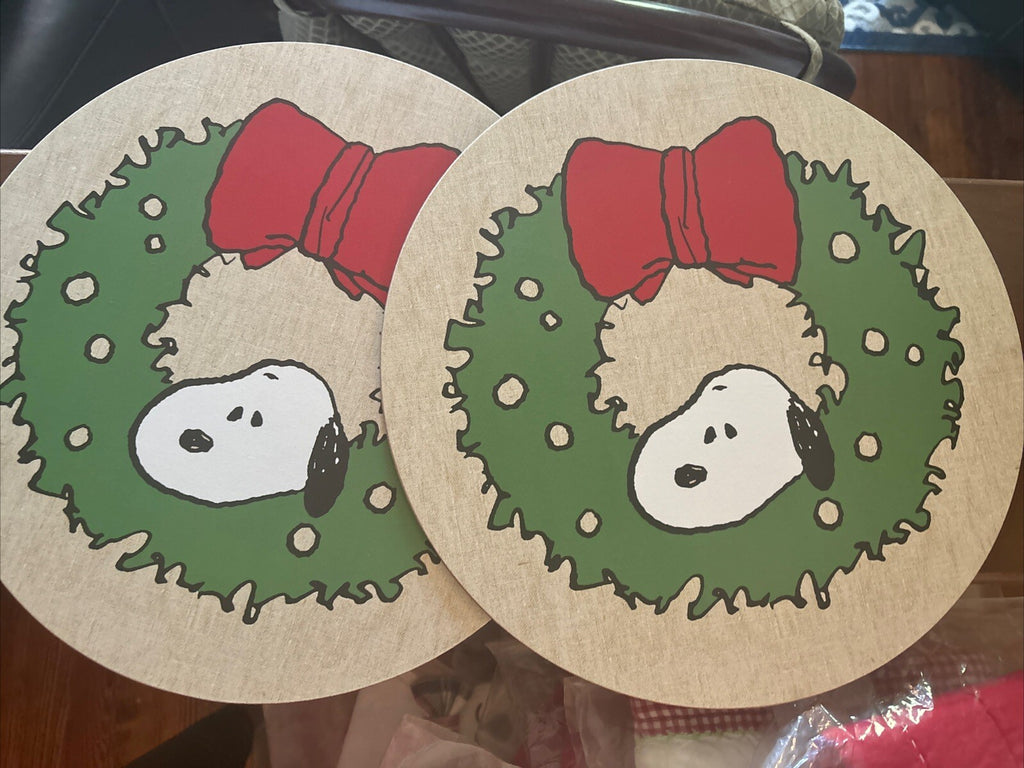 Pottery Barn Snoopy Disney Peanuts holiday Christmas party placemat kid SET 4 a