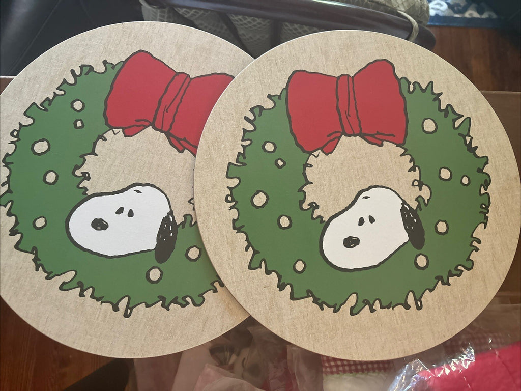 Pottery Barn Snoopy Disney Peanuts holiday Christmas party placemat kid SET 4 a