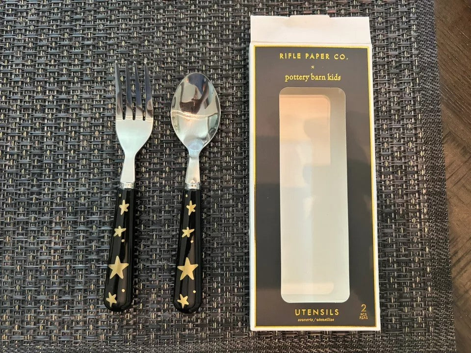 Pottery Barn GRINCH Seuss Disney holiday Christmas party Kid DINNER SET SET 8