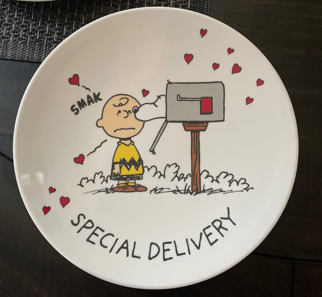 SNOOPY Pottery Barn Peanuts PLATE Holiday party school Disney lunch kids  ?? 1