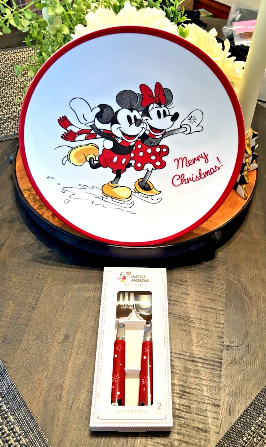 Pottery Barn DINNER SET Christmas Mickey Mouse Holiday Party PLATE school Disney