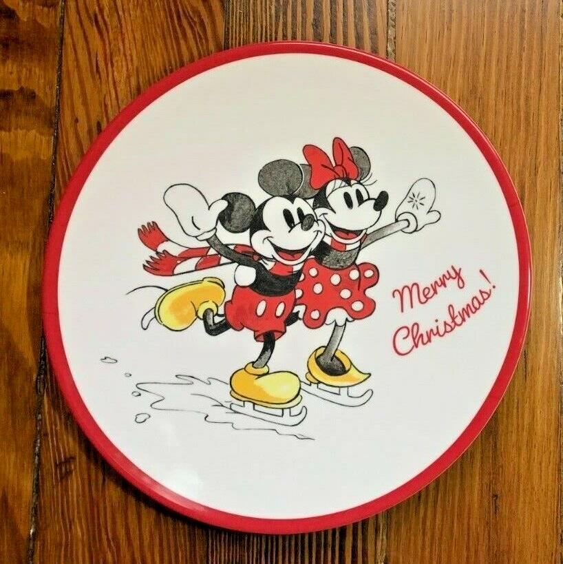 Pottery Barn DINNER SET Christmas Mickey Mouse Holiday Party PLATE school Disney