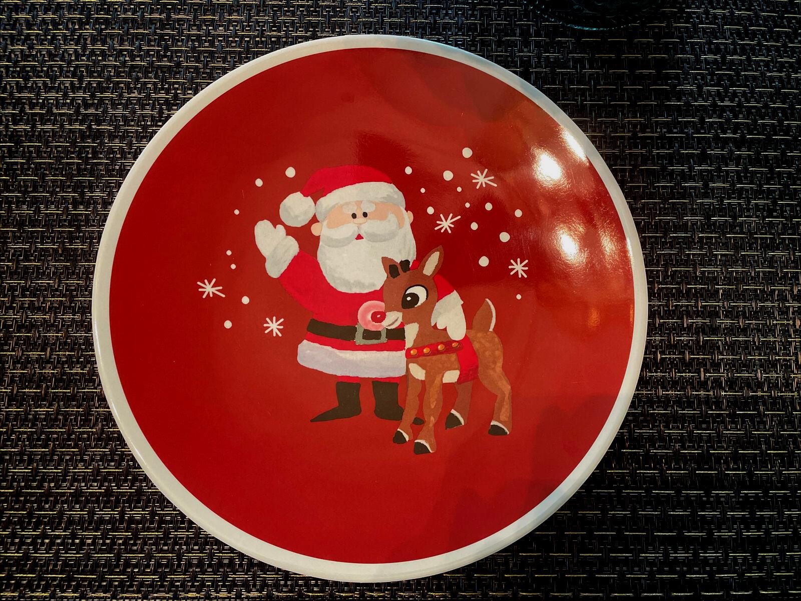 Disney Pottery Barn Rudolph holiday Reindeer Santa Christmas Plate party SET 4 ]