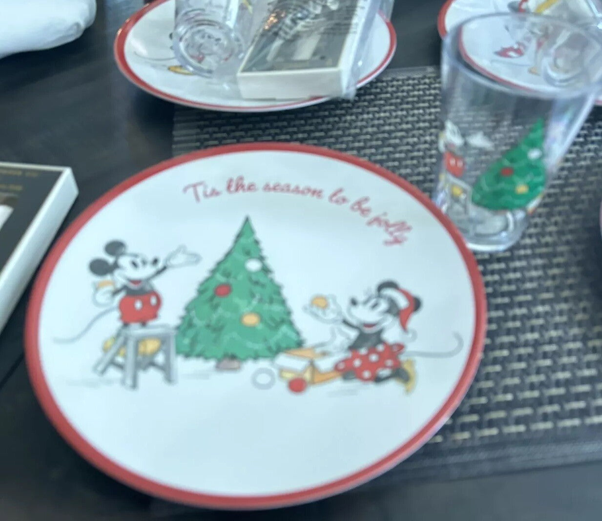 Pottery Barn Mickey Mouse Christmas disneyholiday PLATE CUP Party School gift n