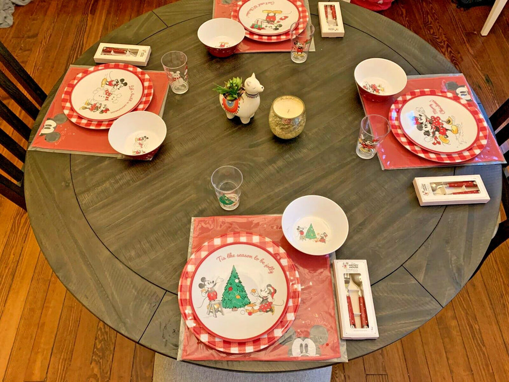 Disney Pottery Barn Mickey Mouse Plate Christmas holiday gift party school kid n