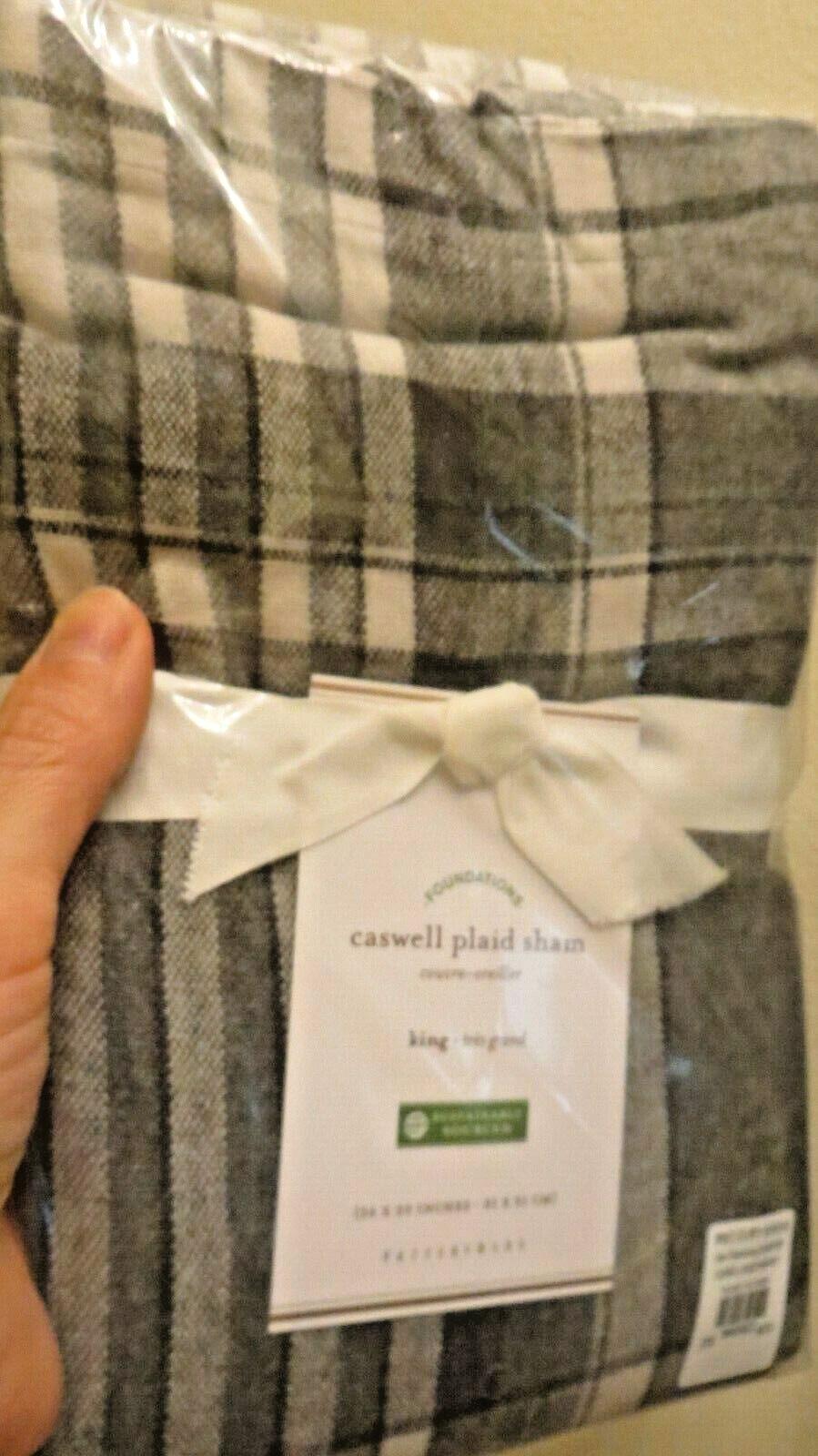 Pottery Barn King SHAM PLAID Christmas Disney holiday school space party hero 1