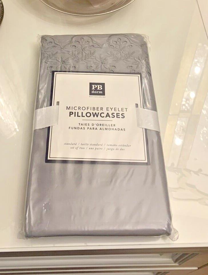 Pottery Barn princess holiday Disney gift star girl Pillowcase SET 2 birtdhay "