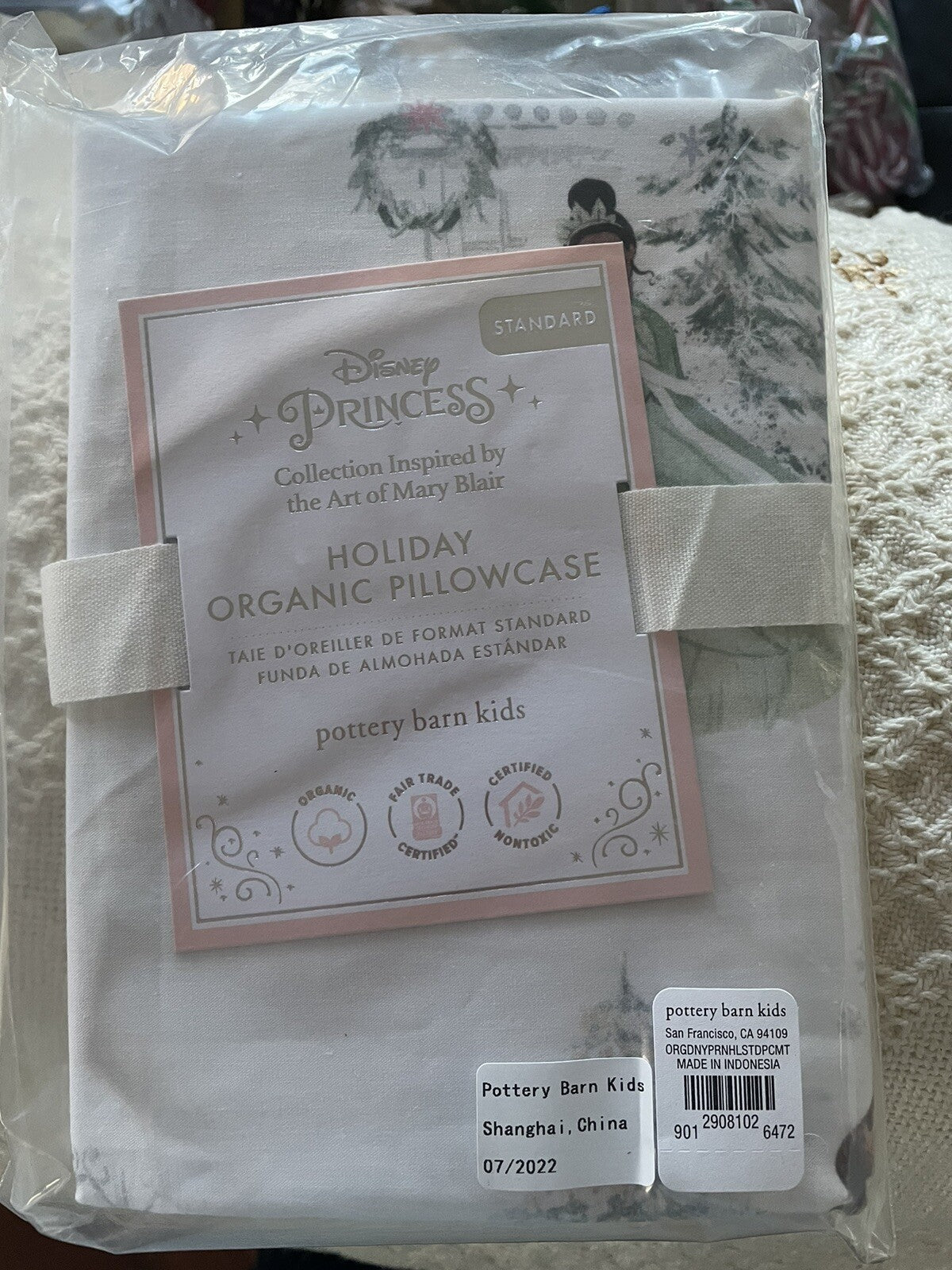 Disney Pottery Barn Holiday pillowcase PRINCESS Belle Christmas gift castle