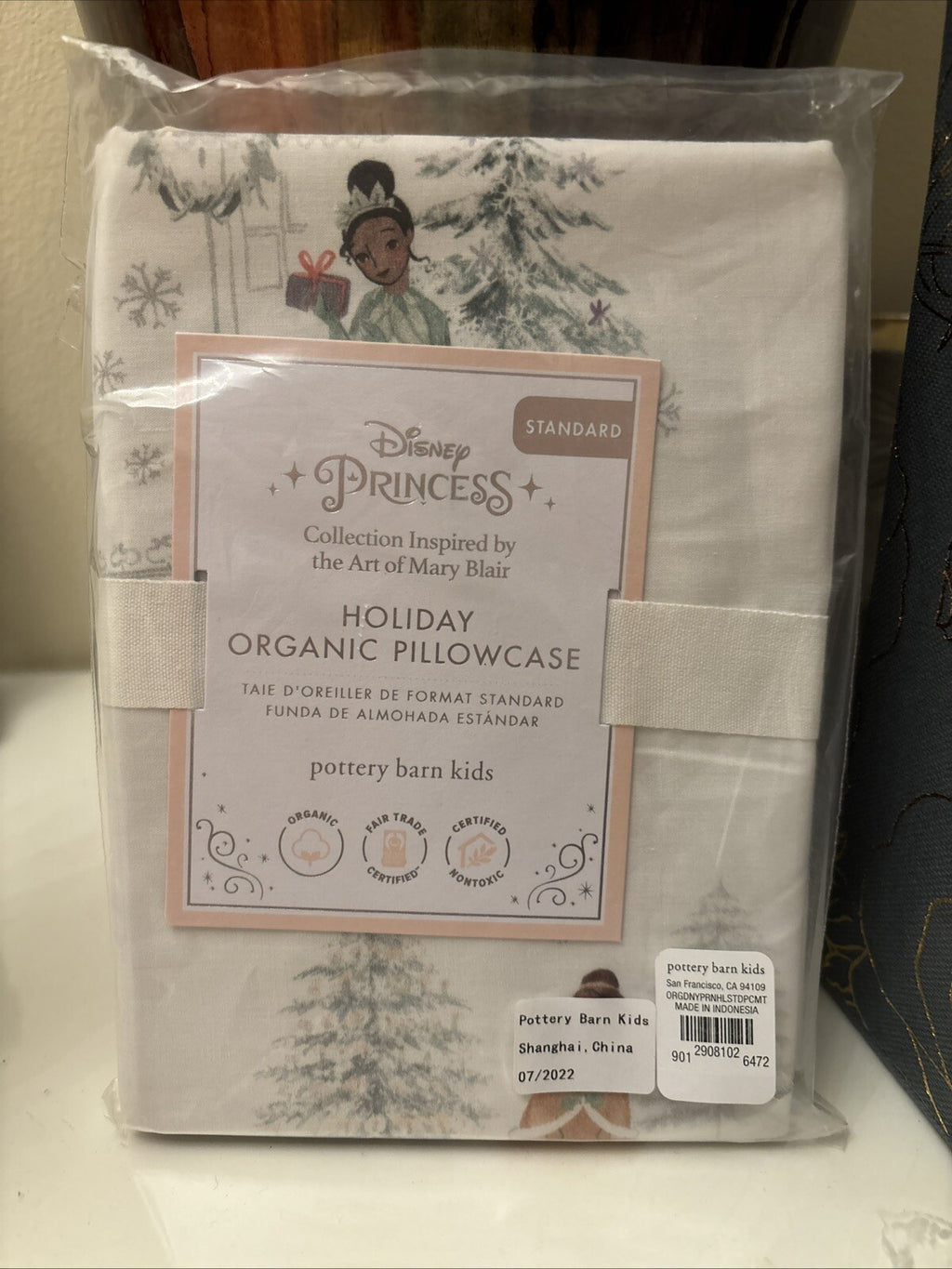 Disney Pottery Barn Holiday pillowcase PRINCESS Belle Christmas gift castle