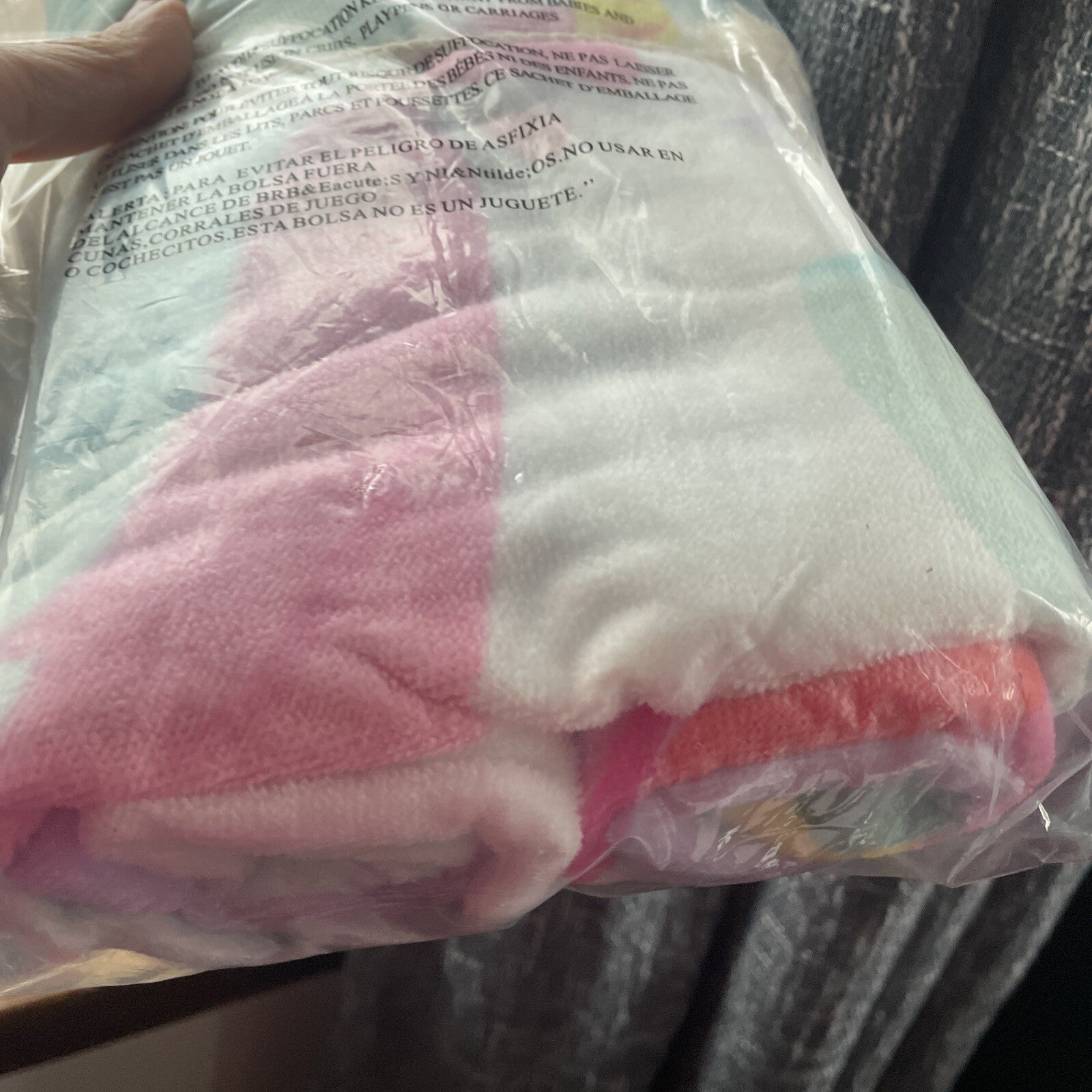 Pottery barn kid UNICORN RAINBOW hooded bath Beach towel pool wrap cover up ?? -
