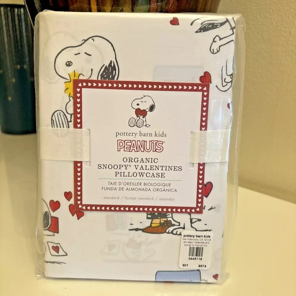 Pottery Barn Snoopy PEANUTs PILLOWCASE+SHAM holiday Disney school kid SET 2  ]