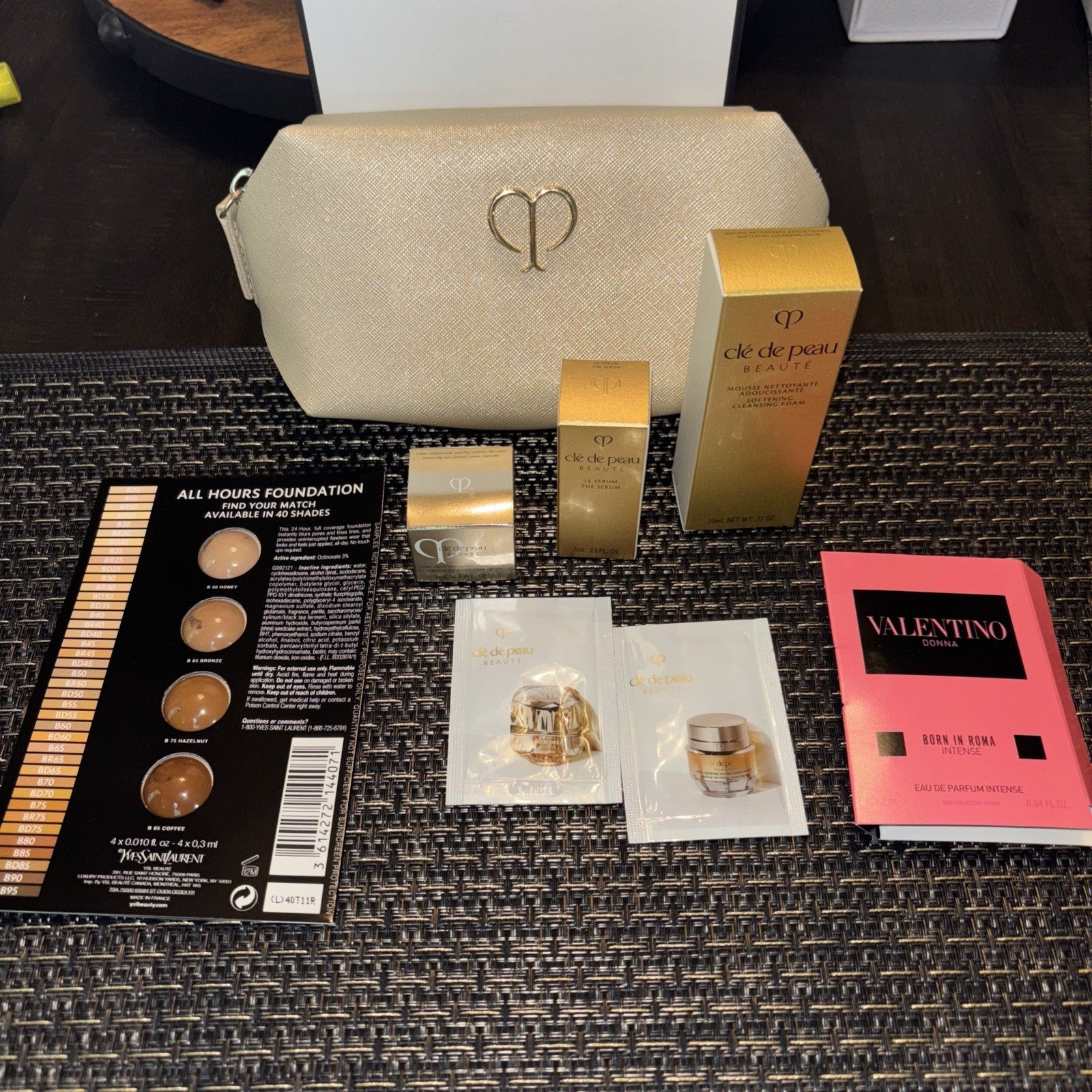 Valentino Cle De Peau Perfume makeup cleanser bag Holiday Gift Travel Wedding $$