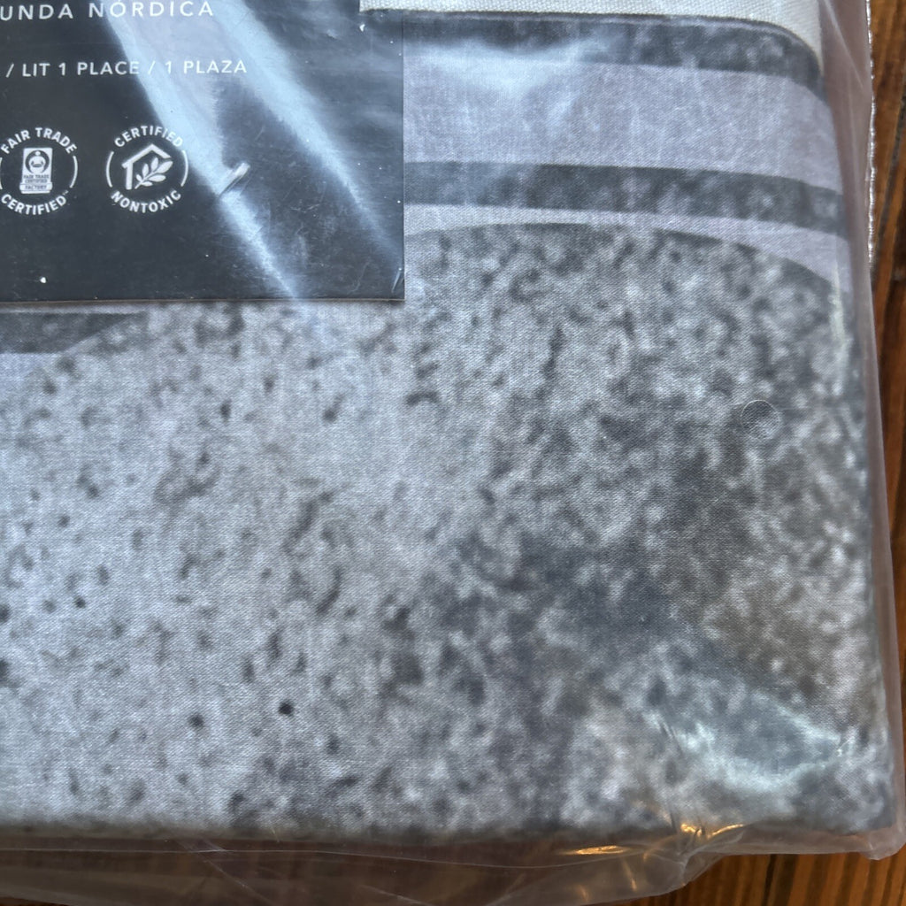 Pottery Barn Star wars Space Disney Duvet Cover Mandalorian holiday gift droid ]