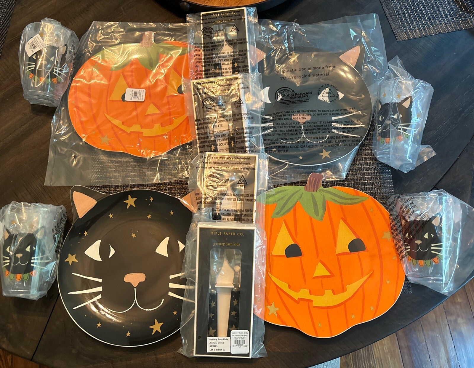 Pottery Barn Disney Halloween Holiday party Pumpkin Cat school kid gift SET 12 a