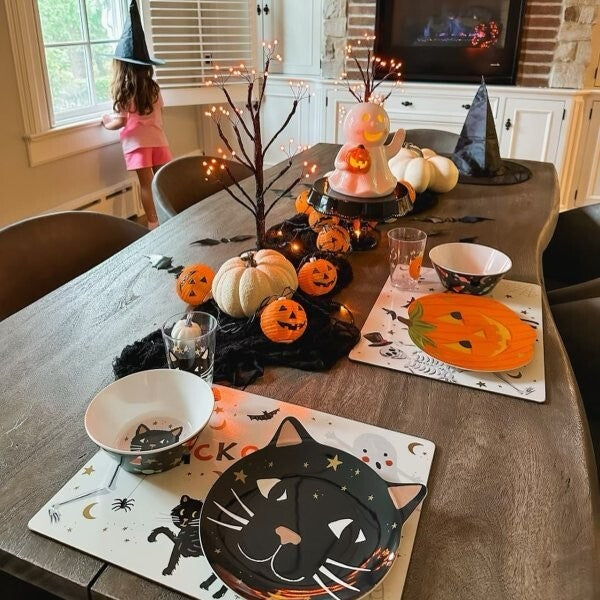 Pottery Barn Disney Halloween Holiday party Pumpkin Cat school kid gift SET 12 a