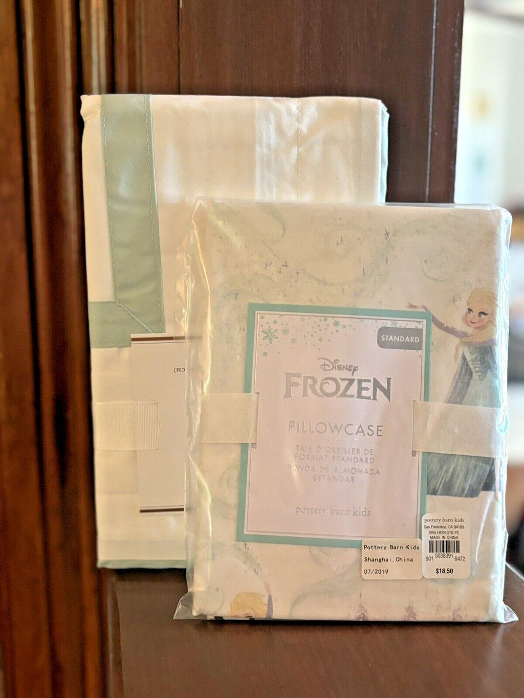 Pottery Barn Frozen Disney princess Elsa pillowcase + Sham holiday gift SET 2
