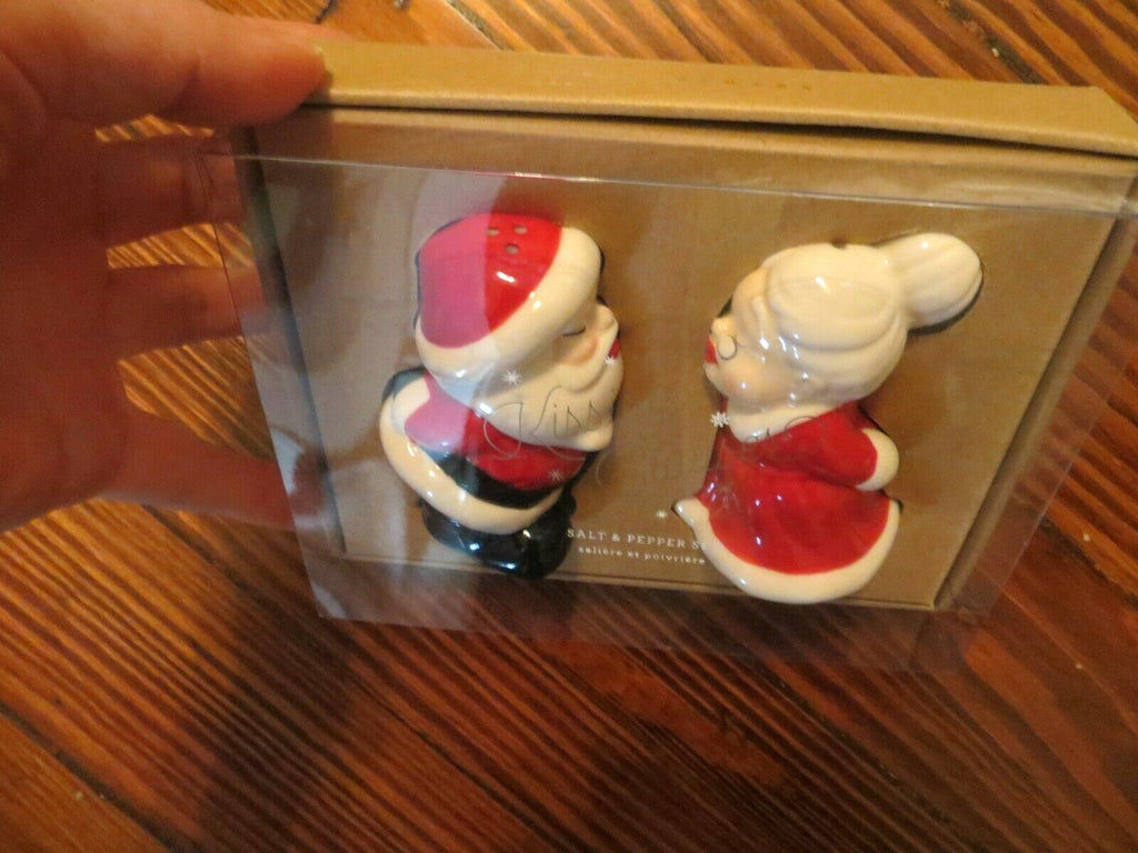 Pottery barn Disney holiday party salt pepper shaker set Santa Christmas gift n