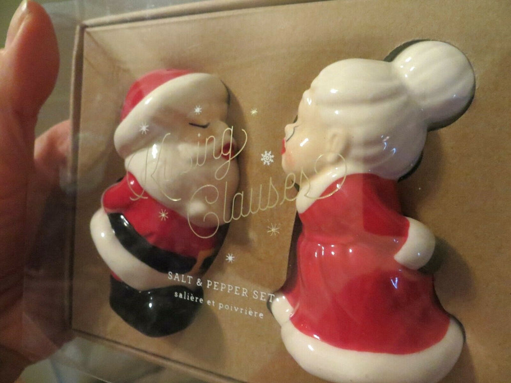 Pottery barn Disney holiday party salt pepper shaker set Santa Christmas gift n