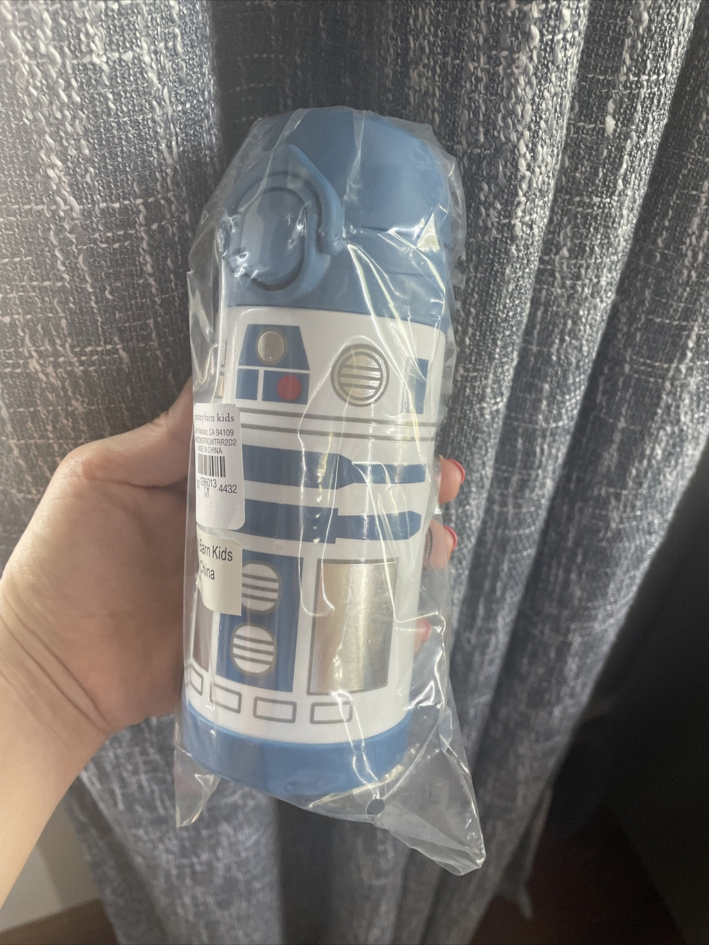School Pottery barn disney STAR WARS boy WATER BOTTLE space travel droid ??  [