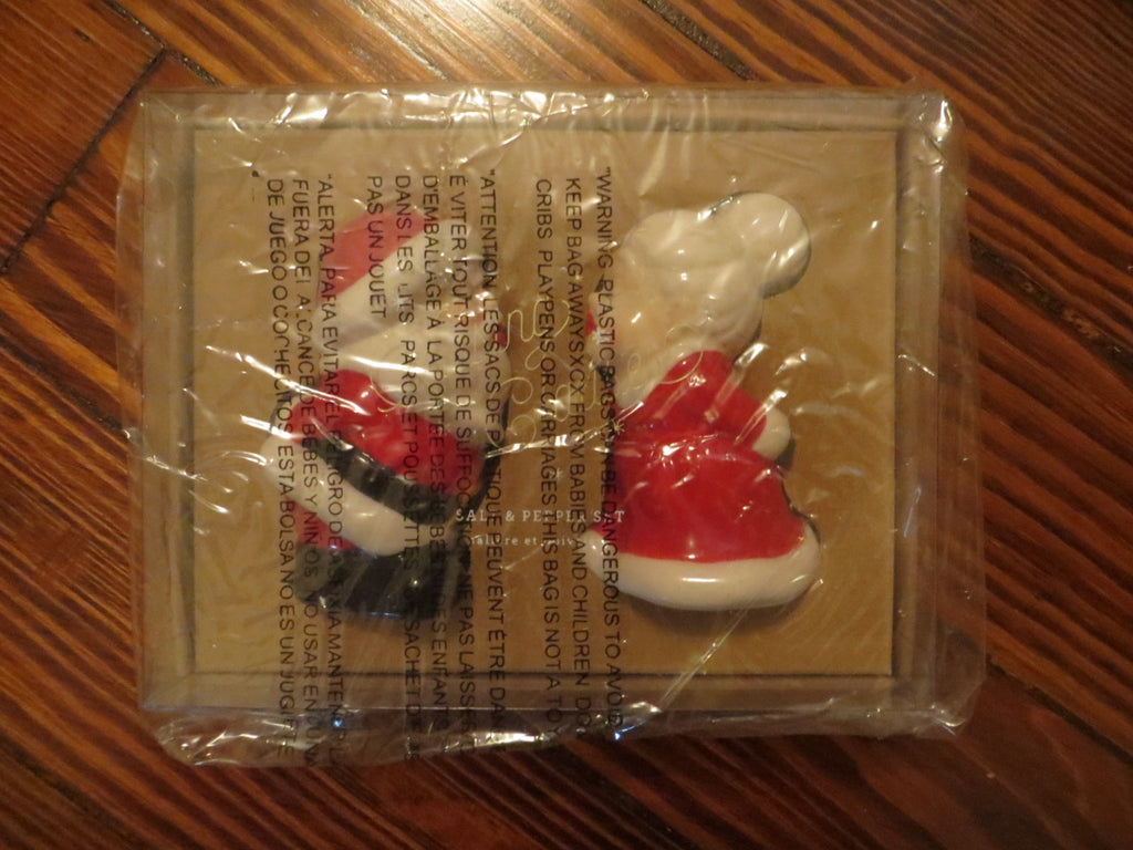 Pottery barn Disney holiday party salt pepper shaker set Santa Christmas gift n