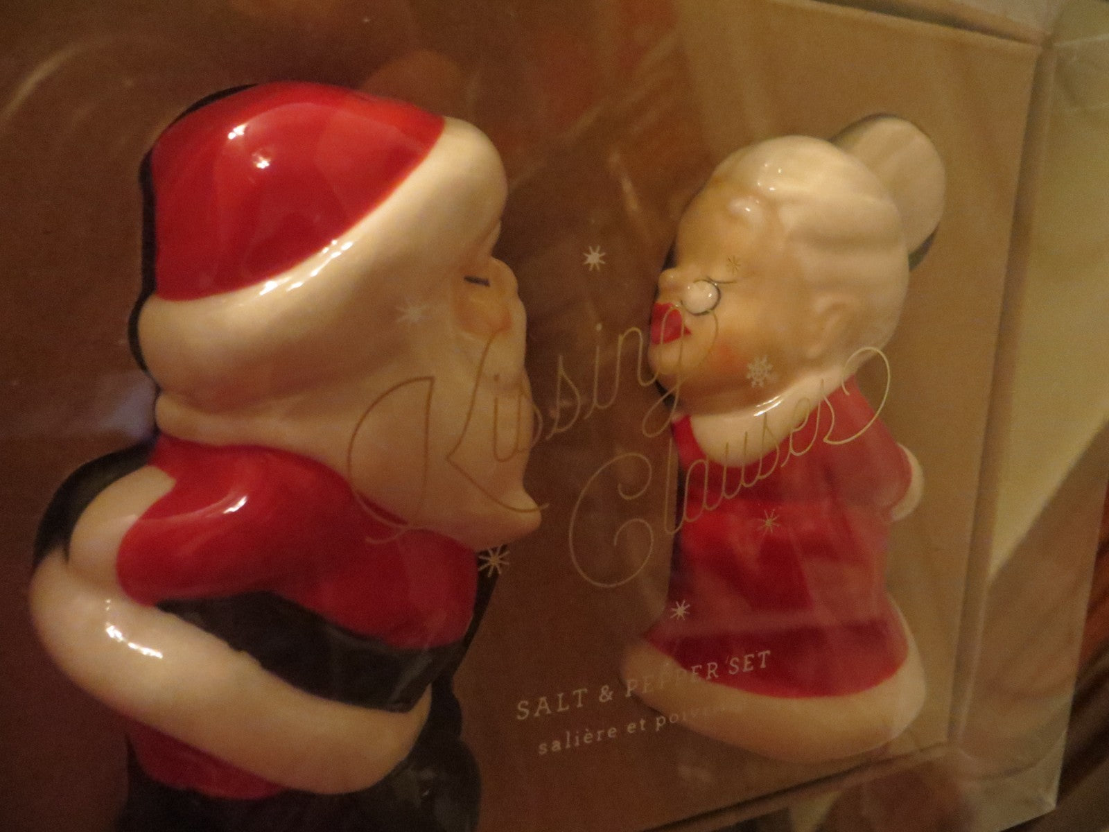 Pottery barn Disney holiday party salt pepper shaker set Santa Christmas gift n