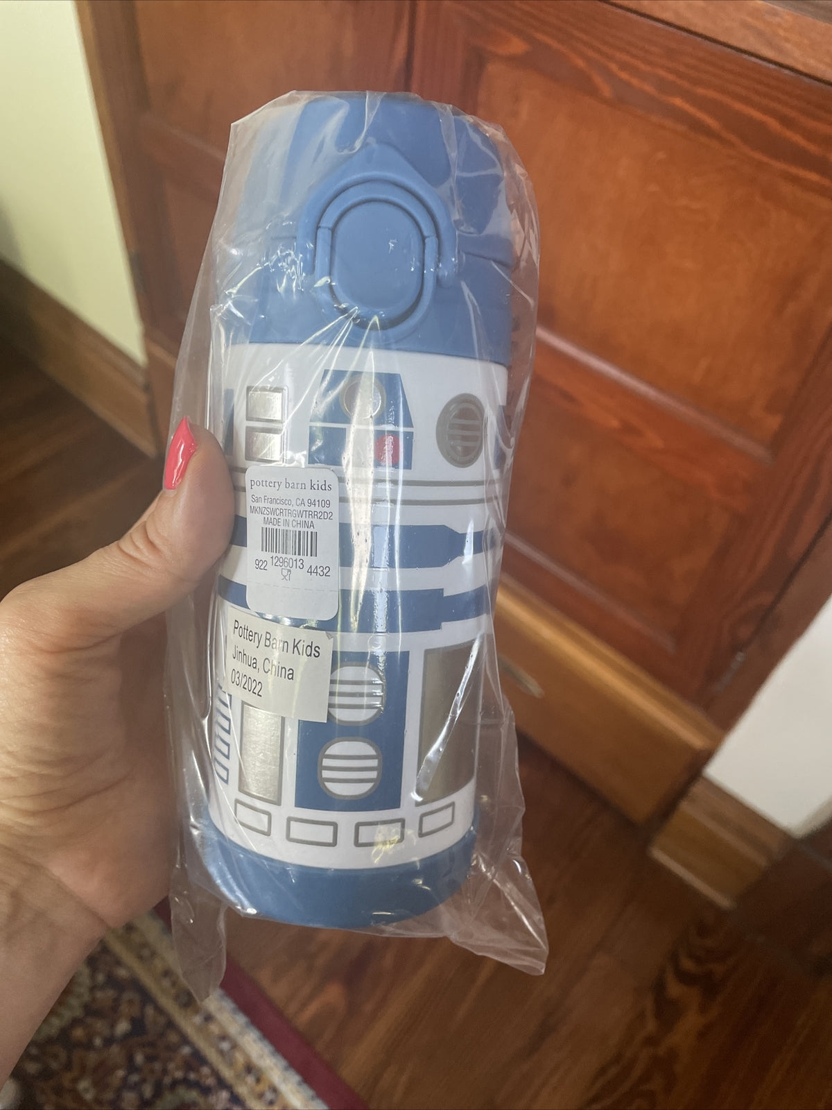 School Pottery barn disney STAR WARS boy WATER BOTTLE space travel droid ??  [