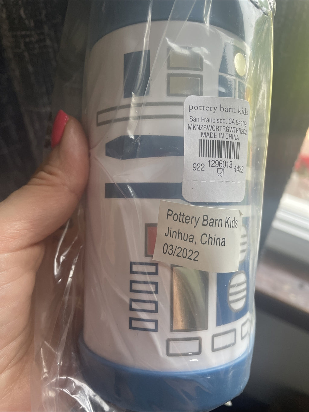 School Pottery barn disney STAR WARS boy WATER BOTTLE space travel droid ??  [