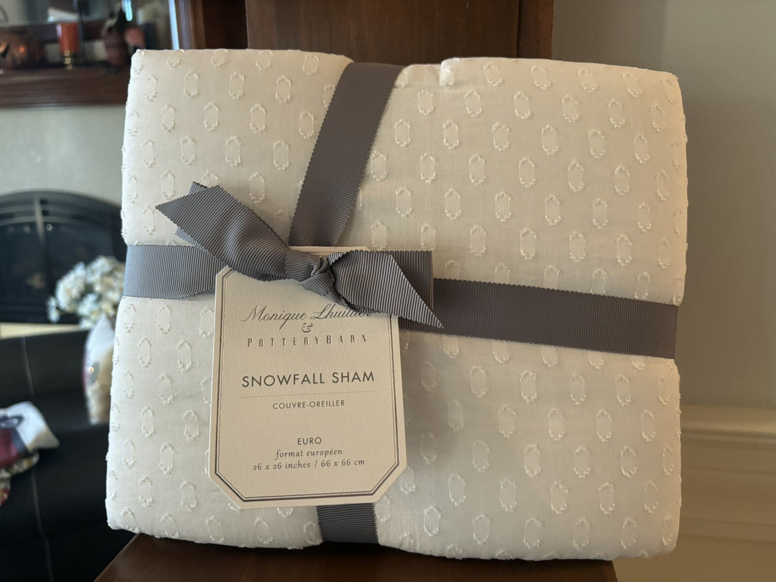 Pottery Barn Pillow Sham Holiday Snow Monique Lhuillier Christmas white Euro 1