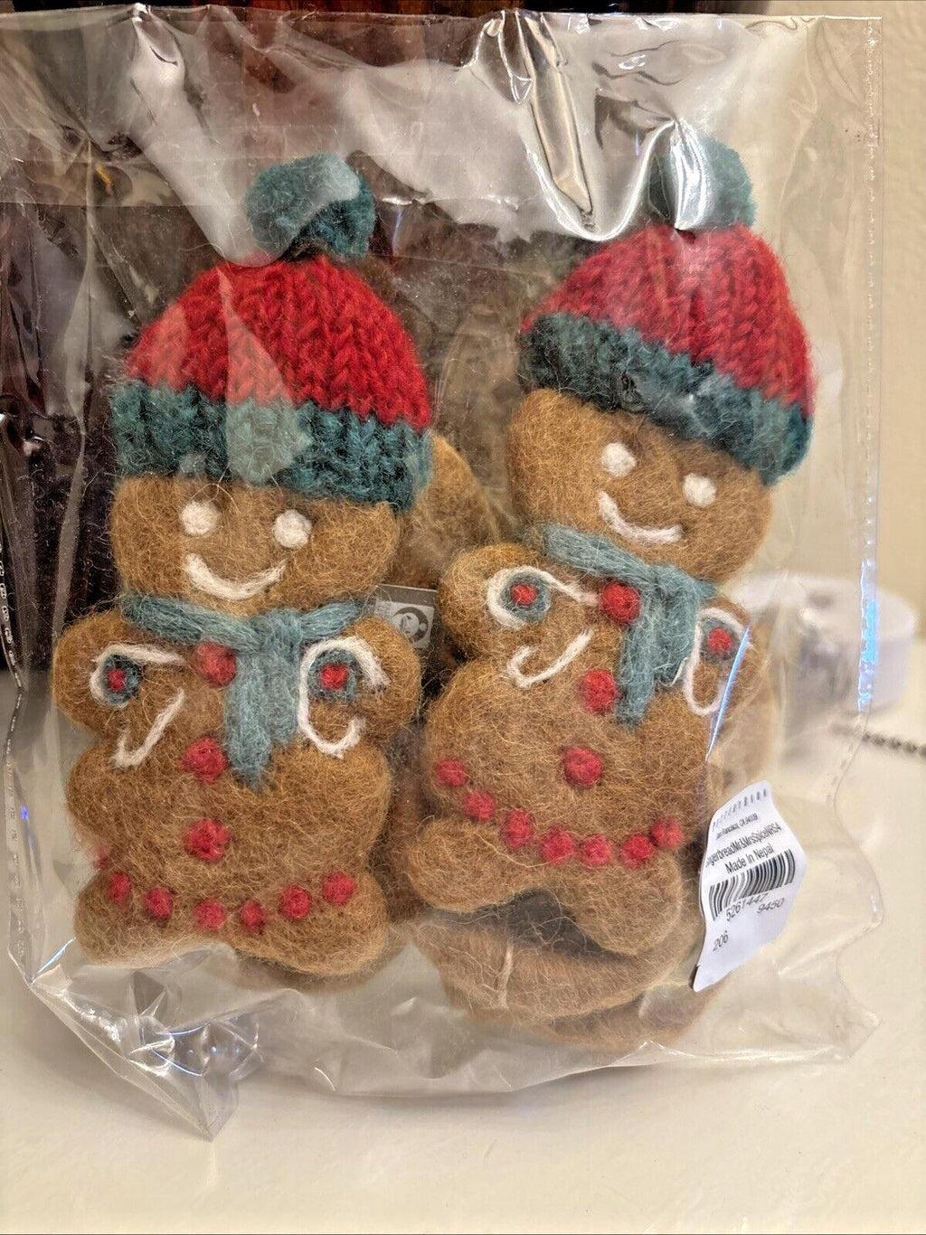 Pottery barn holiday NAPKIN RING GINGERBREAD Santa Christmas party Wool SET 4 `