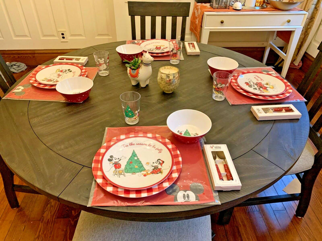 Disney Pottery Barn Mickey Mouse Plate Christmas holiday PARTY gift SET 4 !