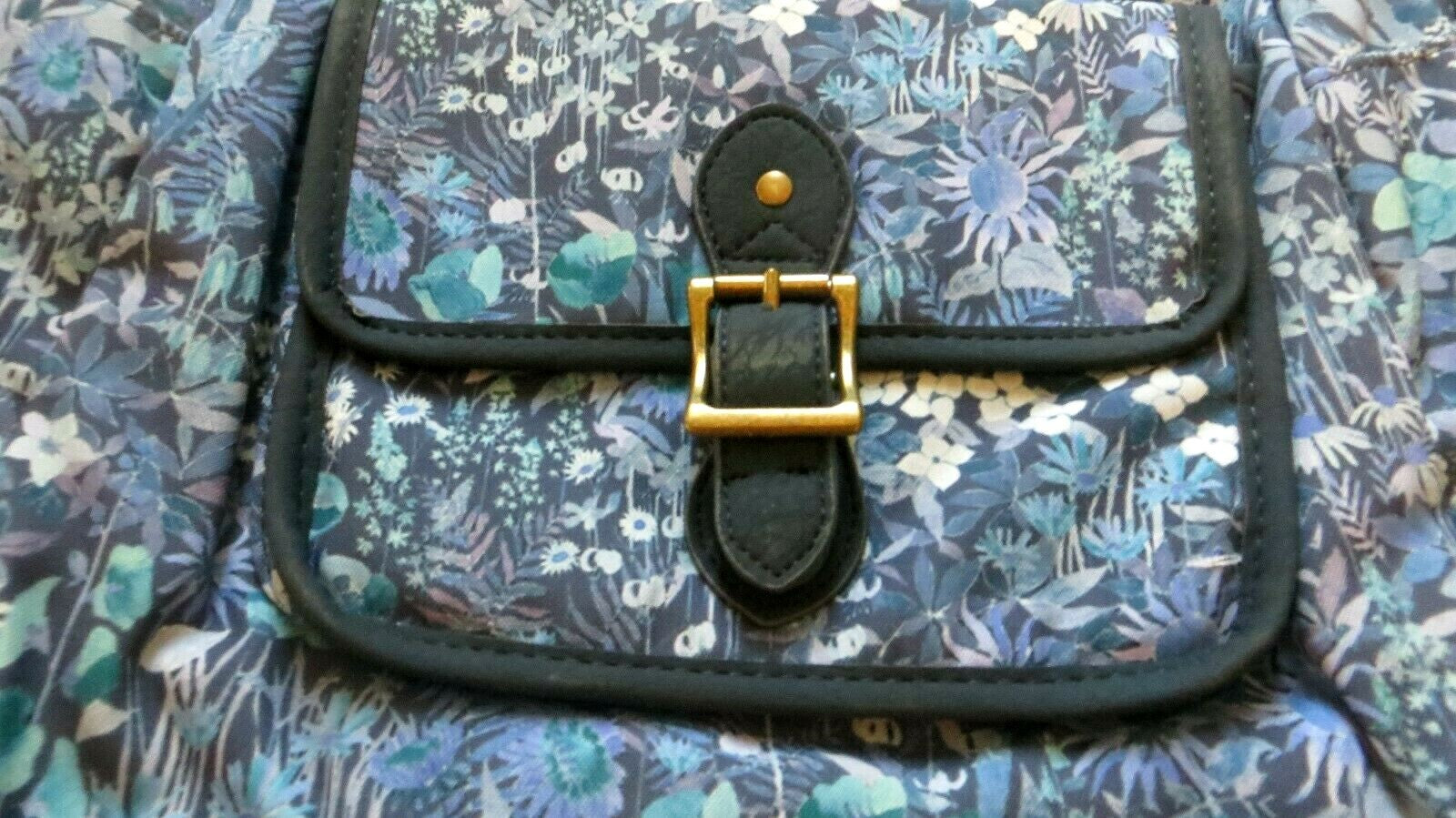 Pottery barn School Backpack+ Water Bottle floral Disney travel rainbow kid ?? .