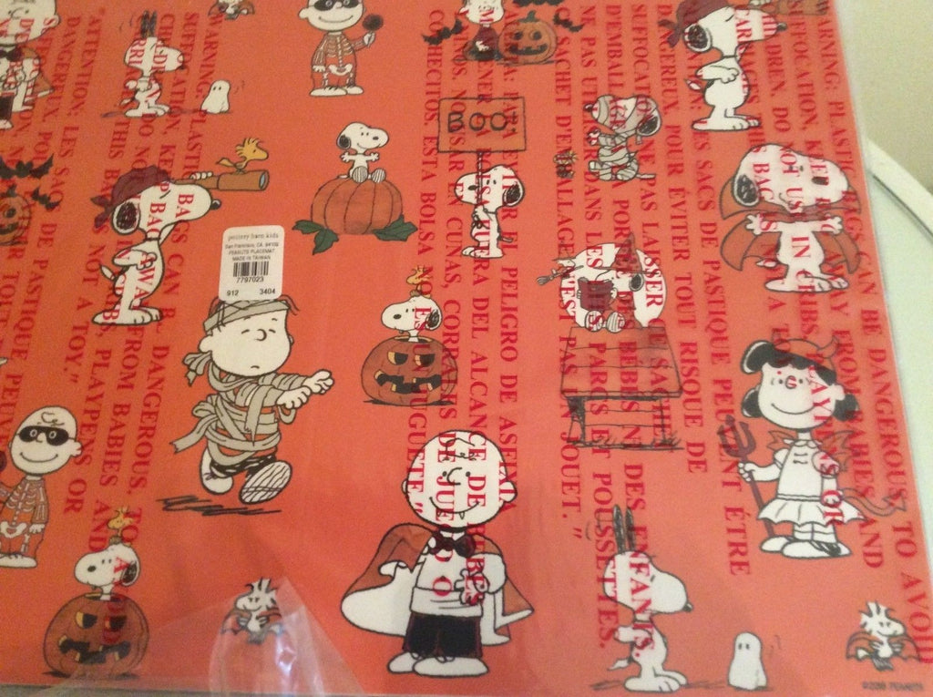 Disney Snoopy Pottery Barn Holiday placemat party Peanuts Halloween SET 2 n