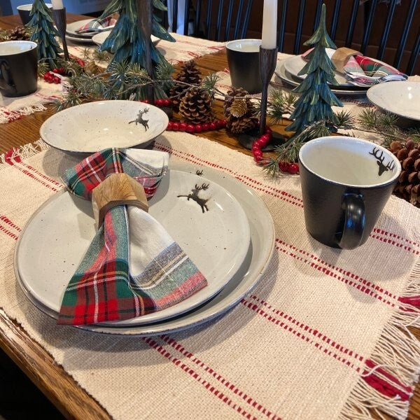 Pottery barn Disney napkin Plaid Stewart set 4 holiday cloth party gift red [