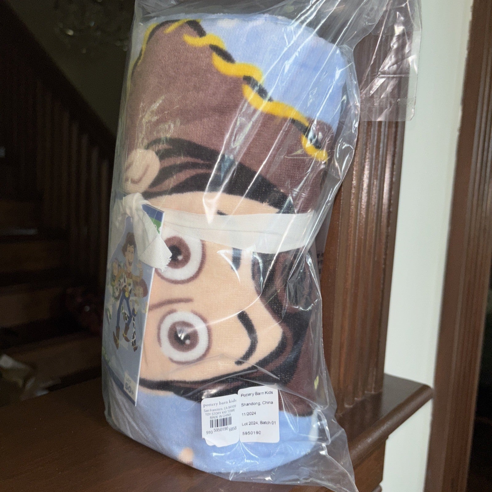 Pottery Barn TOY STORY Disney WOODY Bath Towel school pool Beach Travel kid ?? .