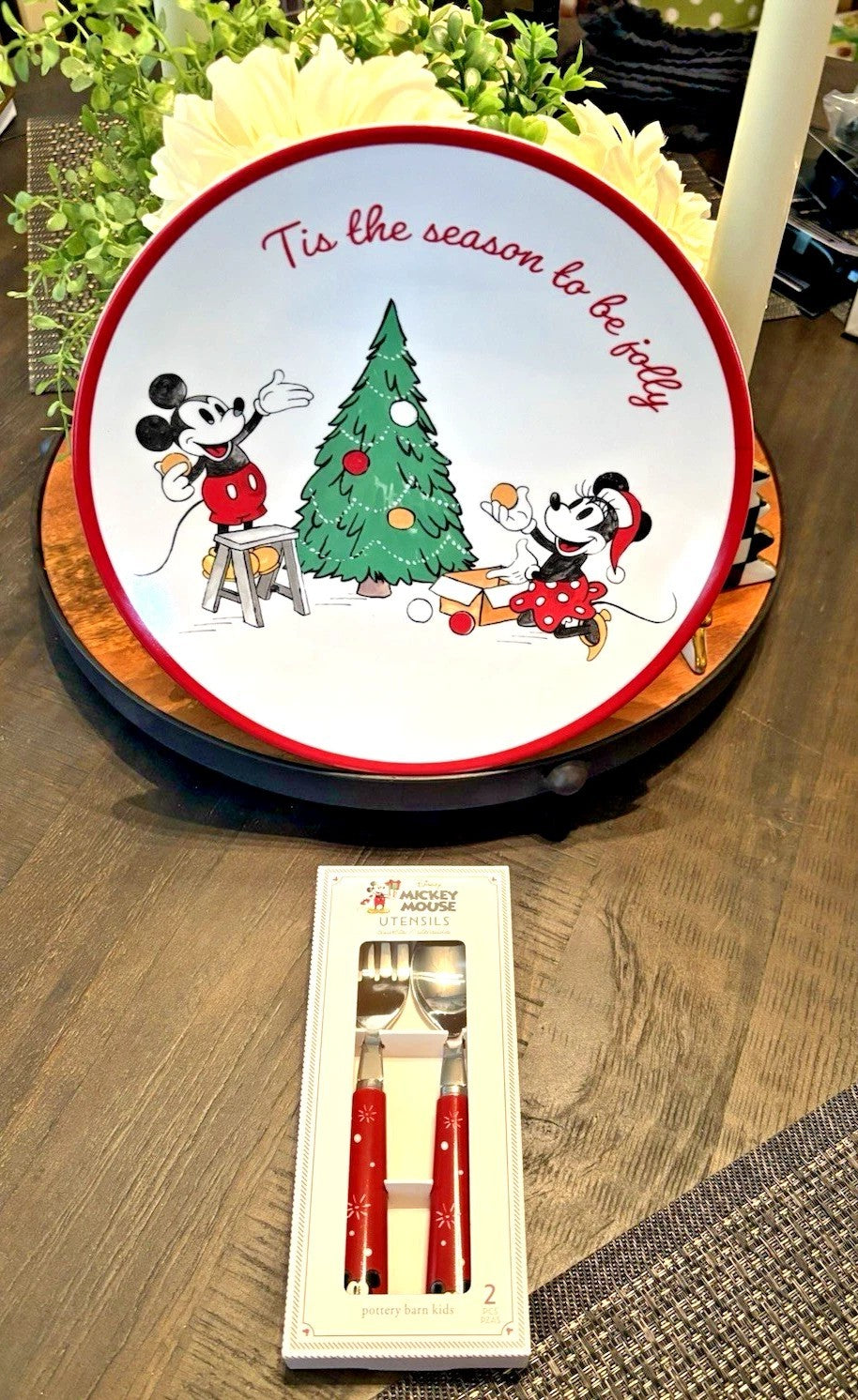 Pottery Barn dinner SET Disney Mickey Mouse holiday plate party Christmas kid