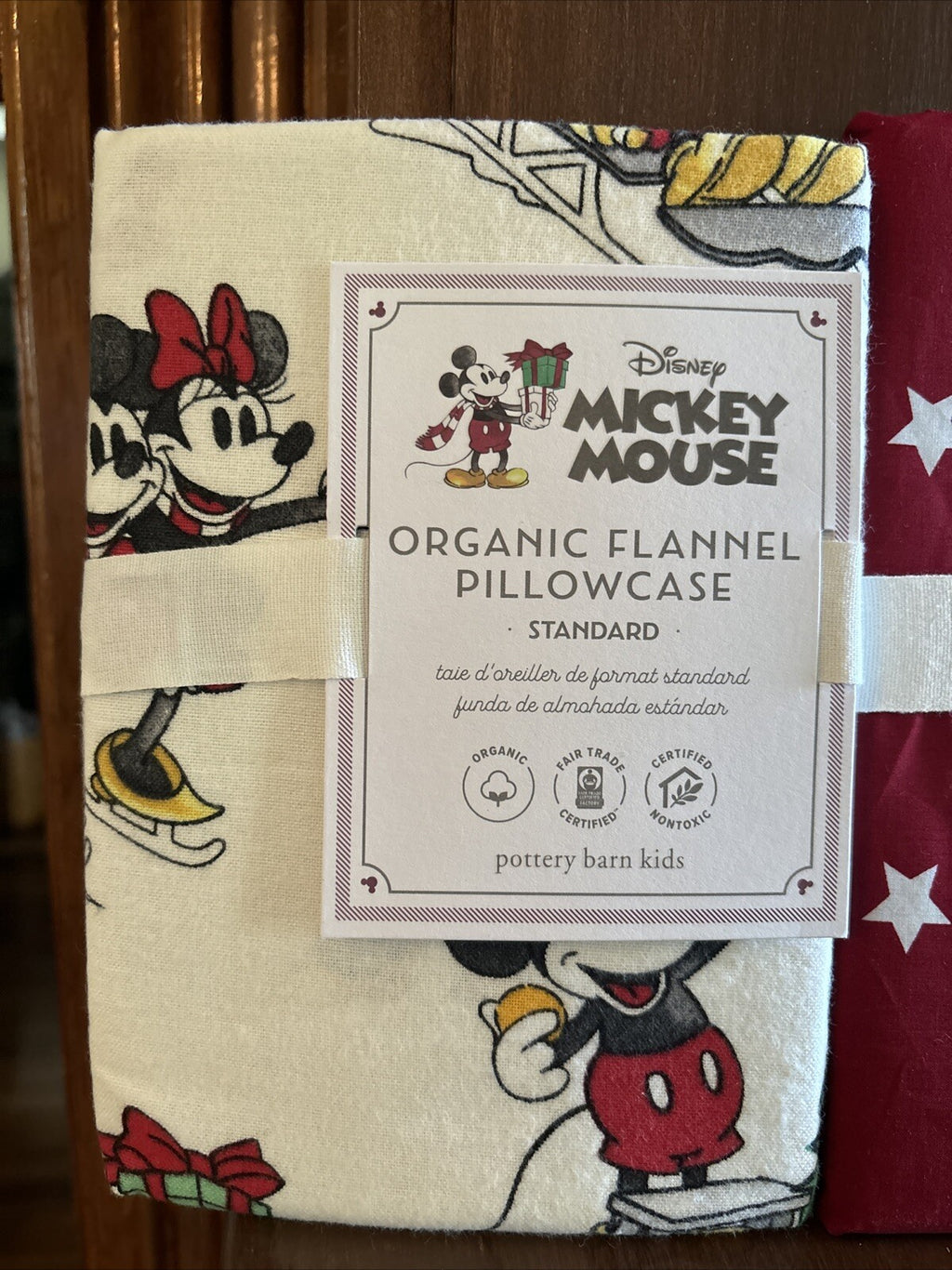 Disney Mickey Mouse Pottery Barn Christmas peanuts Pillowcase Holiday Bed SET 2a