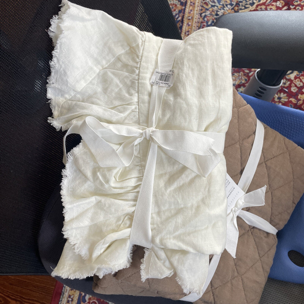 Pottery Barn Belgian flax Linen ruffle PILLOW SHAM Ivory holiday gift party .