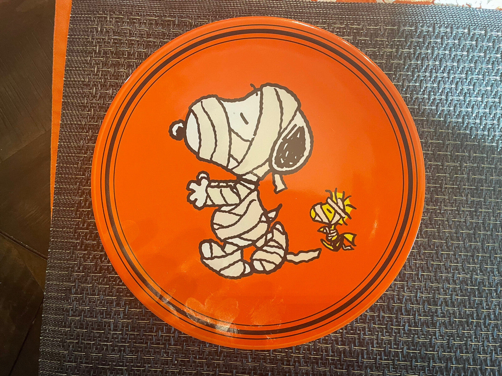 Pottery Barn Snoopy Plate Peanuts Halloween holiday Disney party school kids [