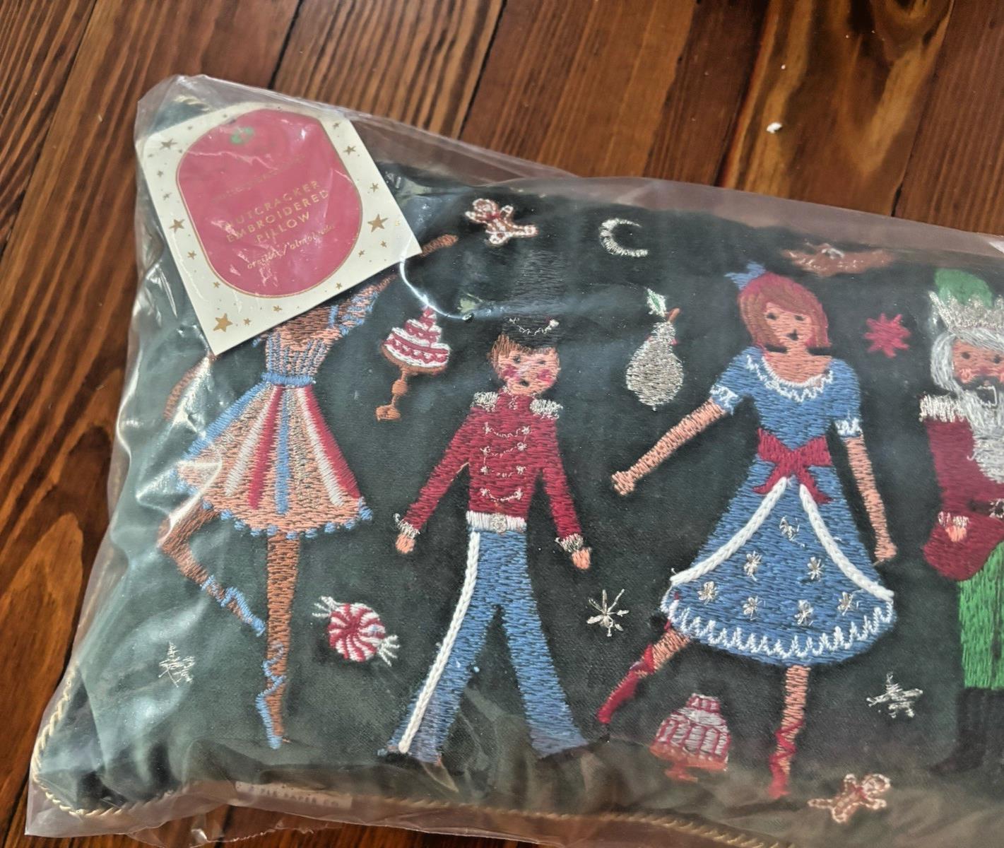 Pottery Barn Nutcracker Christmas Holiday Velvet pillow Rifle girl party gift \