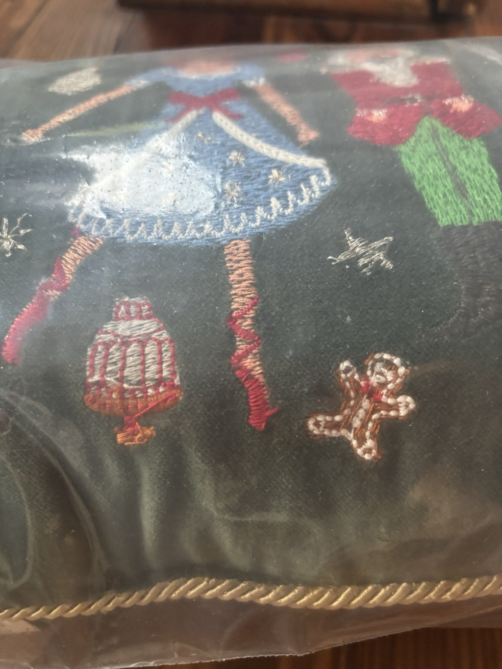 Pottery Barn Nutcracker Christmas Holiday Velvet pillow Rifle girl party gift \