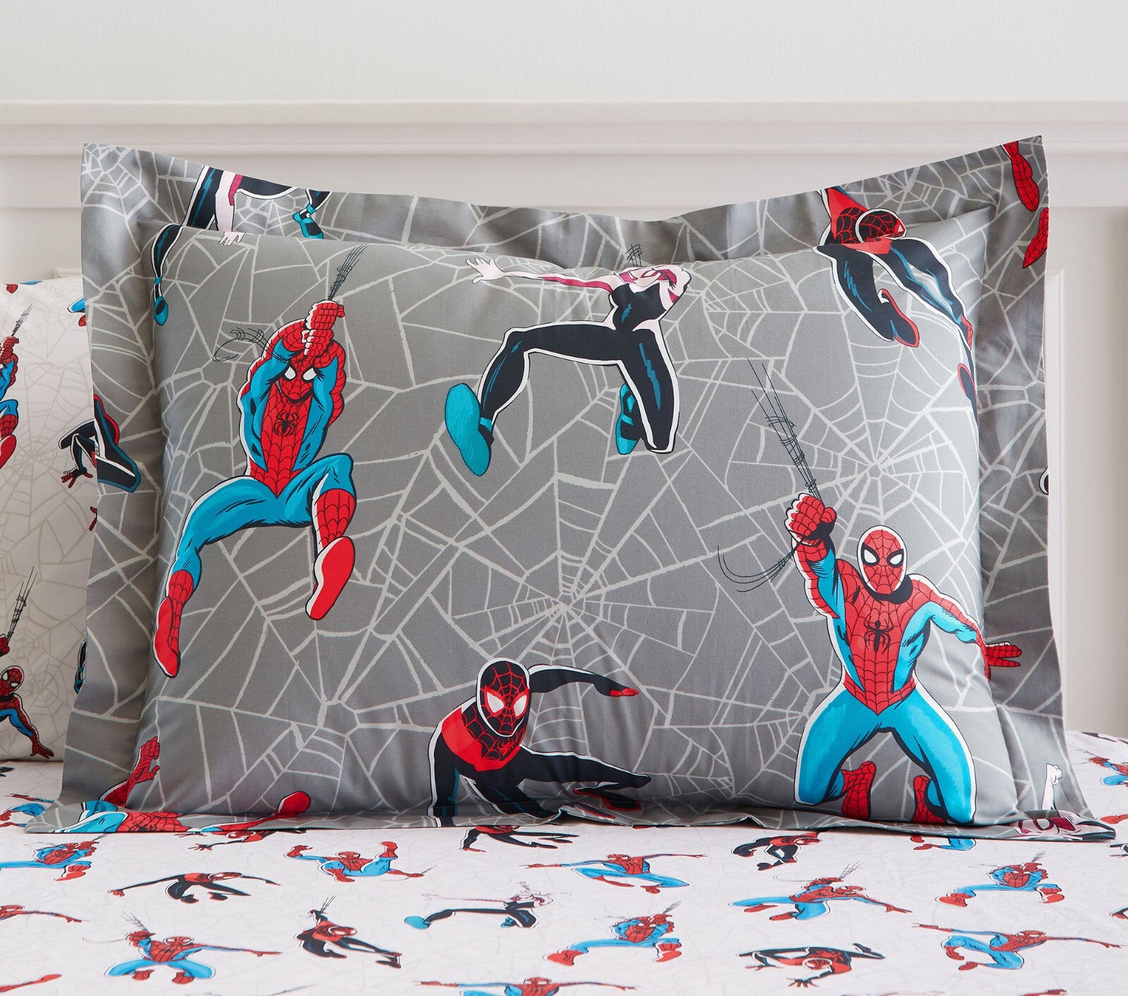 Pottery Barn Marvel Avengers Spiderman pillow SHAM comic superhero Gift school \