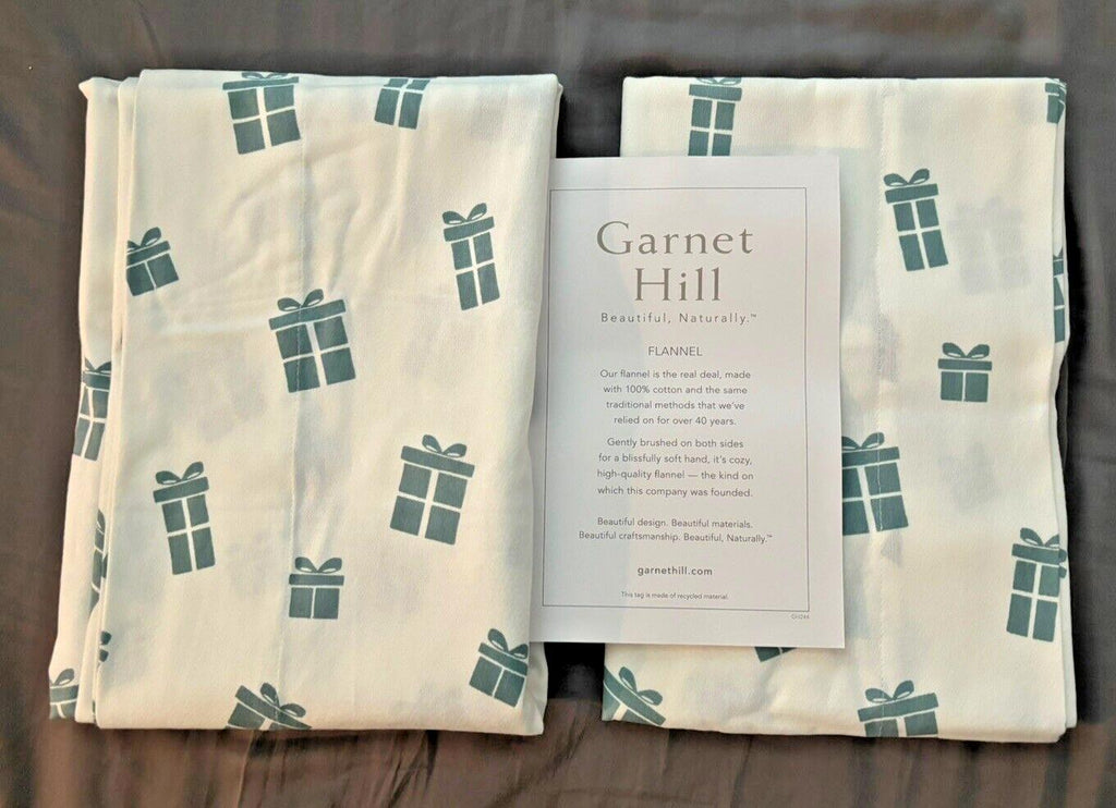 Garnet Hill holiday Winter village KING SHEET SET Present Birthday gift  $289 .