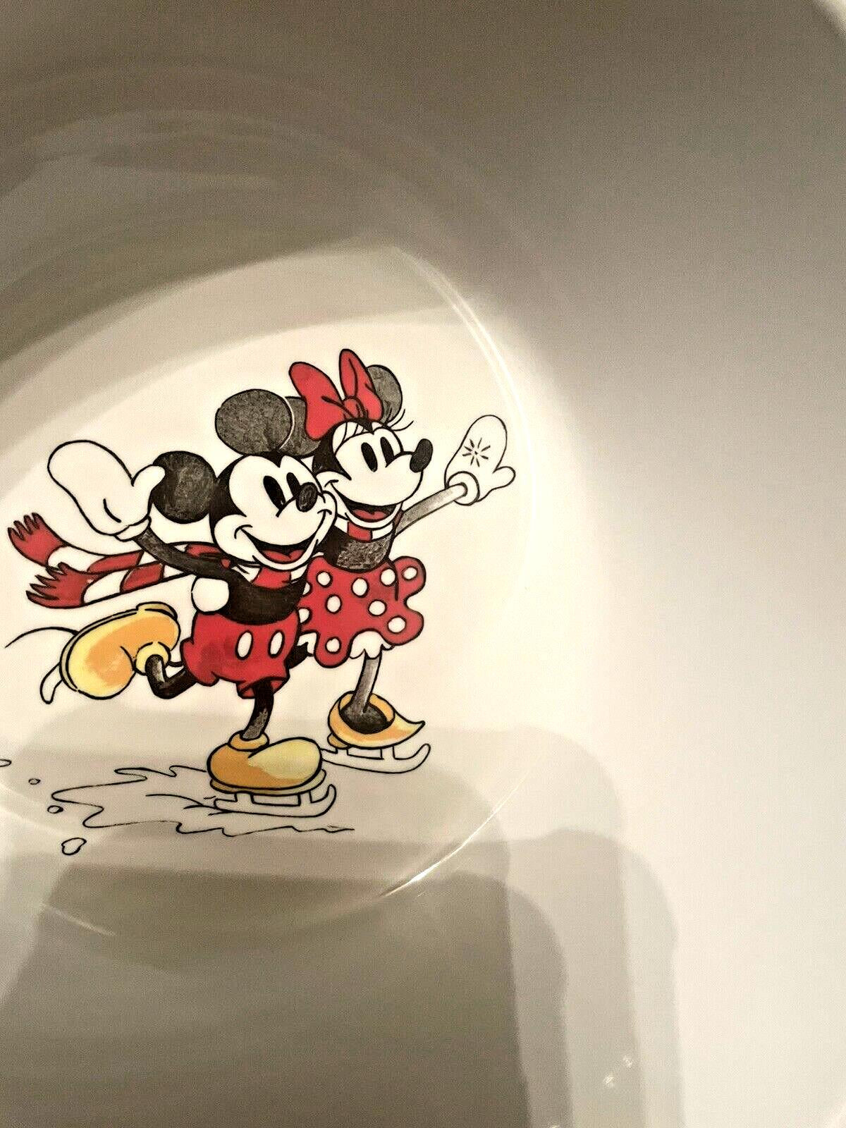Pottery Barn Christmas Mickey Mouse holiday Bowl gift Party Disney boy girl a