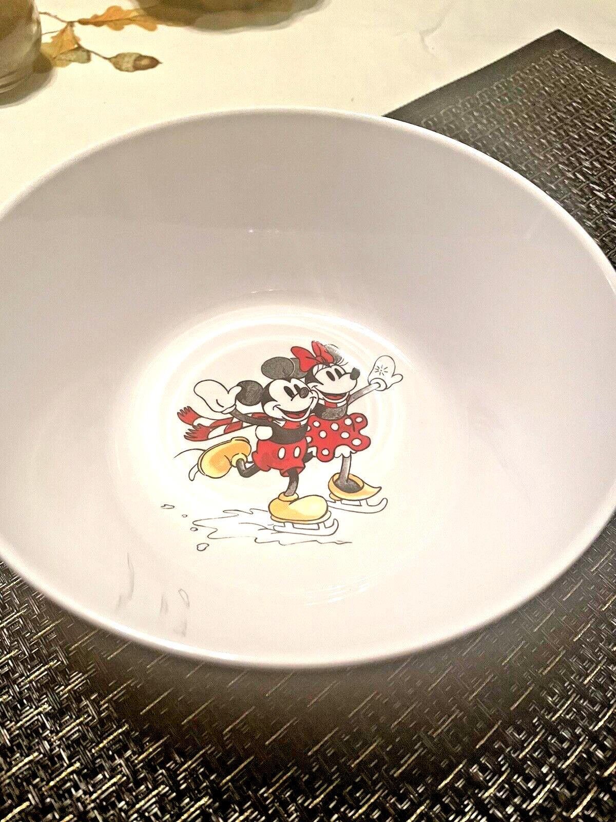 Pottery Barn Christmas Mickey Mouse holiday Bowl gift Party Disney boy girl a
