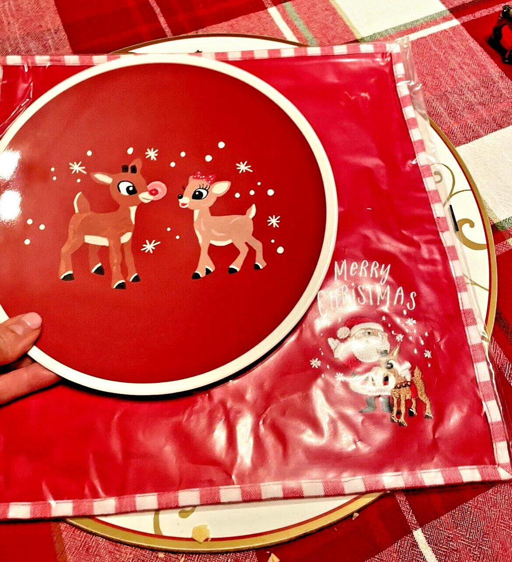 Pottery Barn Disney holiday DINNER SET PLATE Rudolph Santa gift Christmas kid