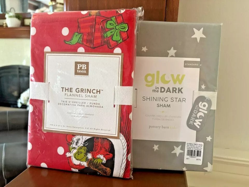 Pottery Barn GRINCH SHAM Christmas Holiday Seuss kid bed Sham school gift SET 2a