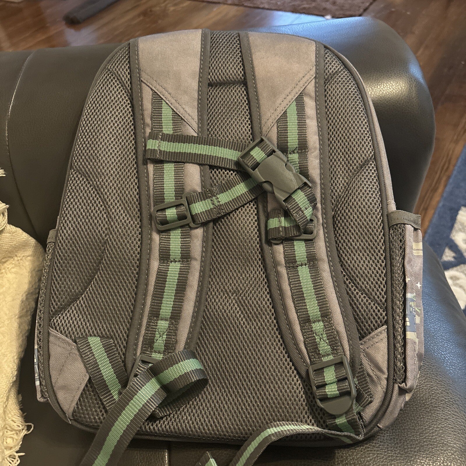 Pottery barn school Disney STAR WARS Grogu BACKPACK Mandalorian Travel Bag  ?? .